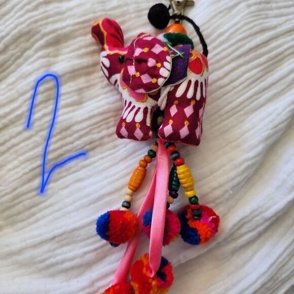 Thai hand made elephant keychains purse charms - Picture 3 of 11